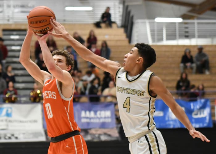 Beaverton Southridge 6A Oregon boys basketball quarterfinal 2024 Taylor Balkom 35